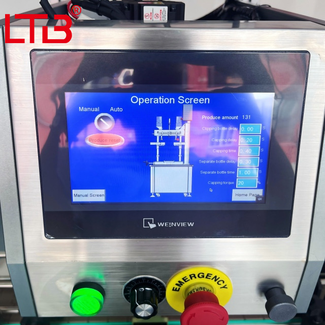 CE Certified Auto Three-wheel Capping Machine Liquid Production Bottles Sealer Capper CE Certified Auto Three-wheel Capping Machine Liquid Production Bottles Sealer Capper