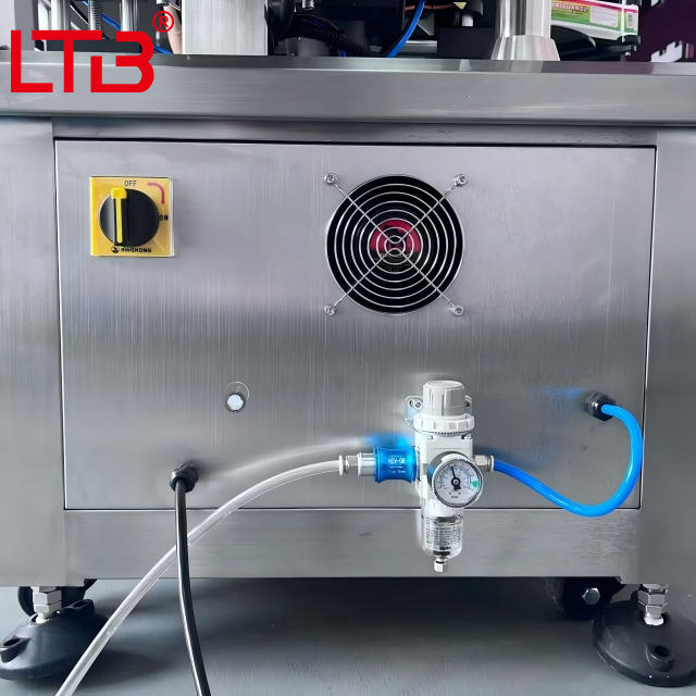High-Precision Automatic Labeling Machine for Round Bottles & Containers High-Precision Automatic Labeling Machine for Round Bottles & Containers