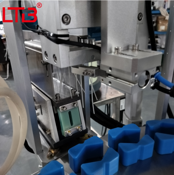 Fully Automatic Rotary Disc Perfume Filling Capping Machine