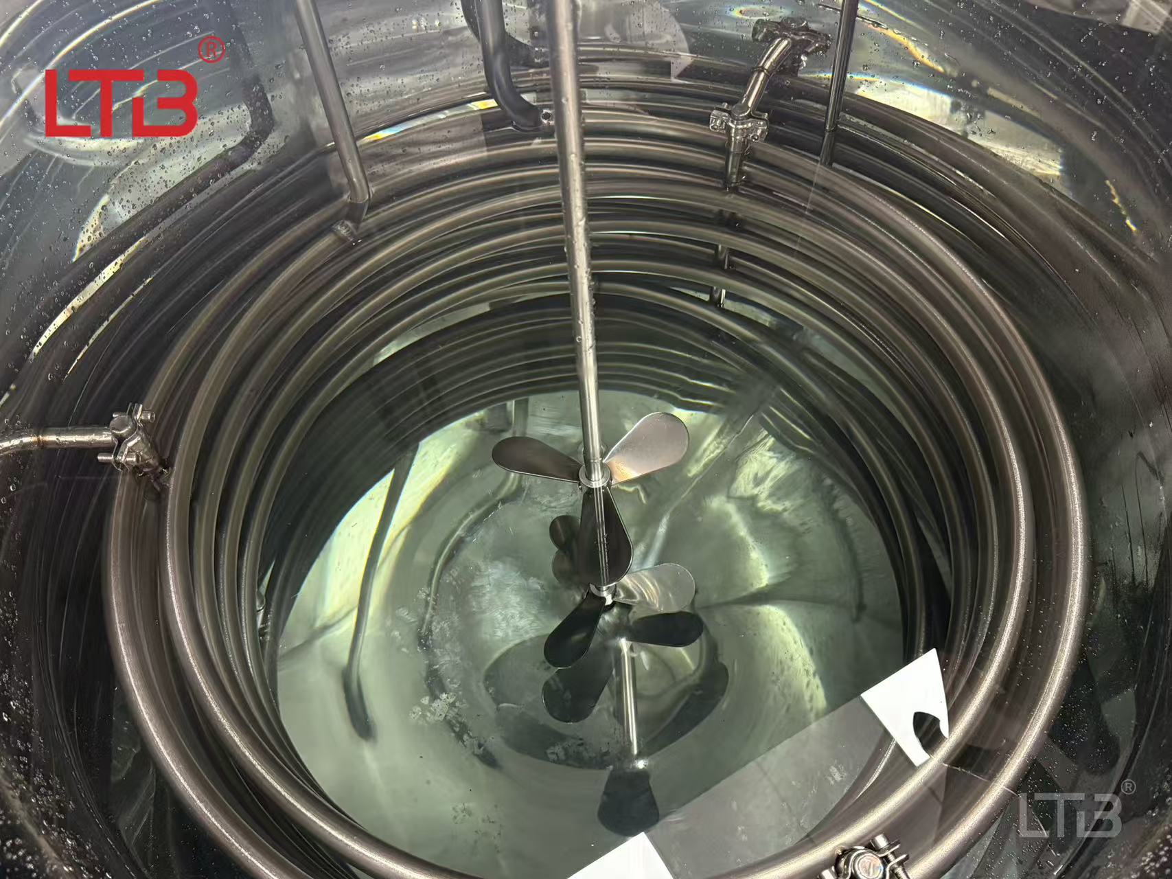  Multiple Function Mixing & Freezing Perfume Manufacturing Filter Fragrance Mixing Machine