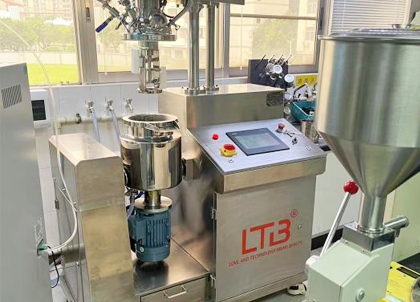 desktop filling machine for precision skincare packaging in cleanroom environment