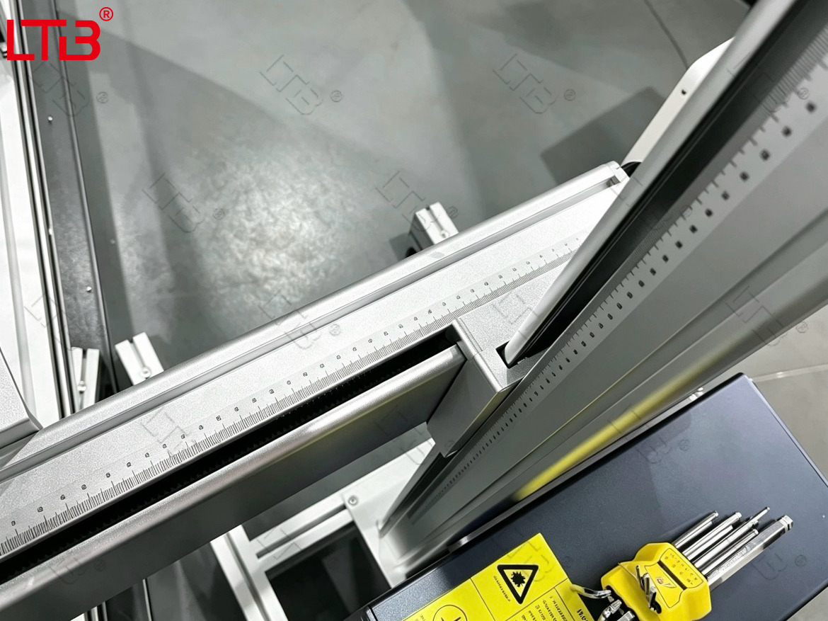 Fully Automatic High Precision Laser Inkjet Printer No-contact UV In-line Marker Coding Machine